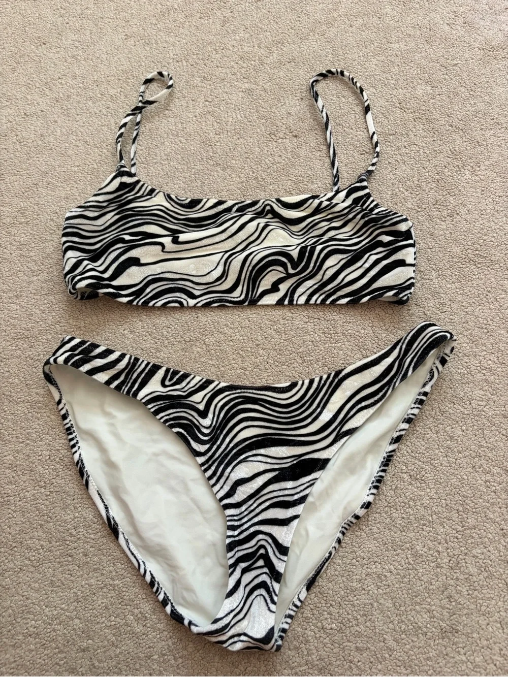 triangl swimwear Black & White Swirl Bikini Set